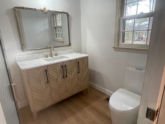 5th image of 5268 Locke Ln #1