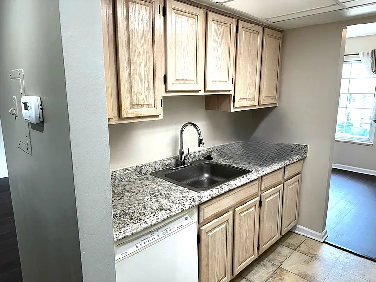 780 E Fox Hills Dr #158 — Photo 9