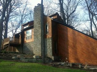 500 Grove Ln, Lexington, KY 40517