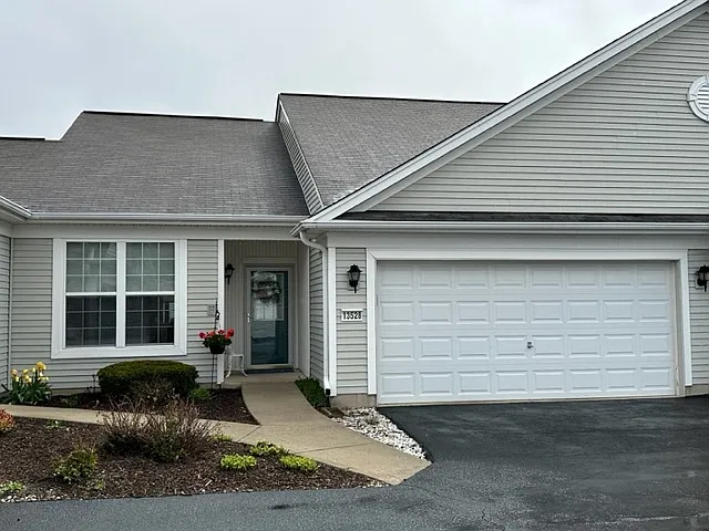 2 bed, 1154 sqft, $2,350 — Photo 1