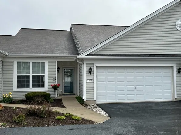 13528 Nealy Rd, Huntley, IL 60142