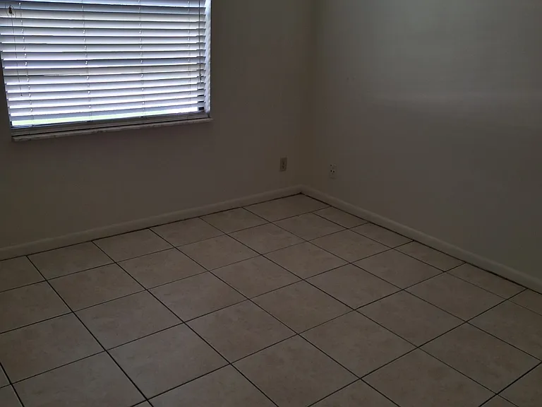 8676 Sunset Dr — Photo 13