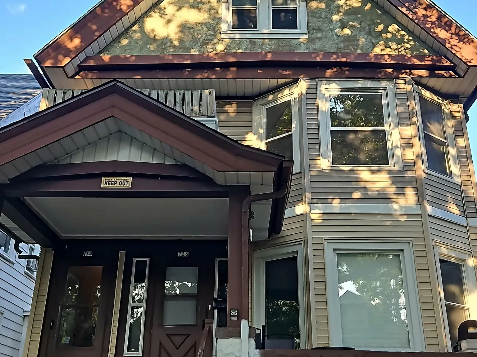 3 bed, 1100 sqft, $1,300 — Photo 1