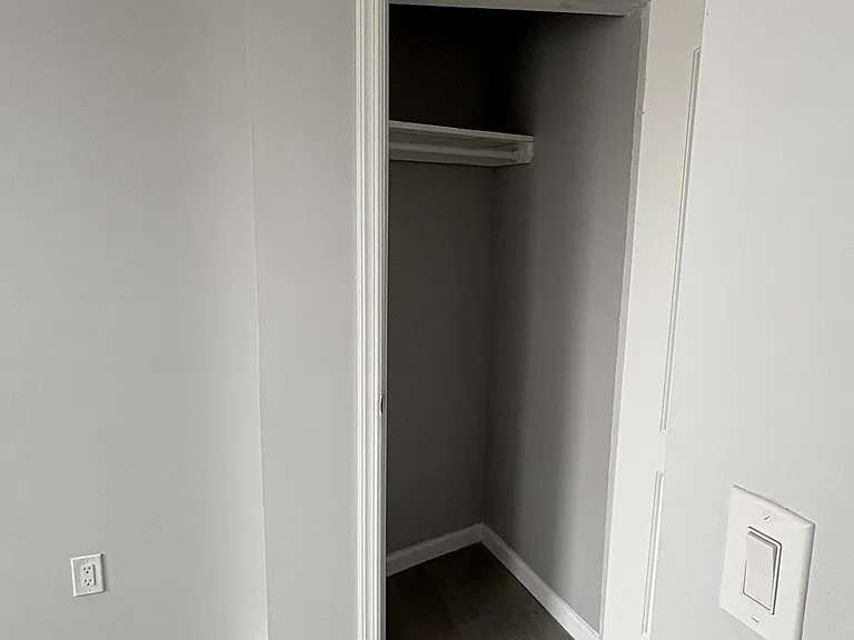 17 Teaneck Rd #2D — Photo 3