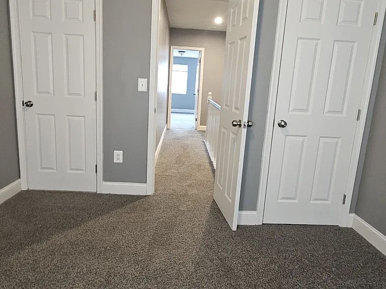 814 N Port St #0 — Photo 16