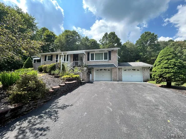 49 Mack Ave, Johnstown, PA 15906