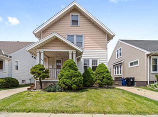 1834 Holmes Ave, Racine, WI 53403