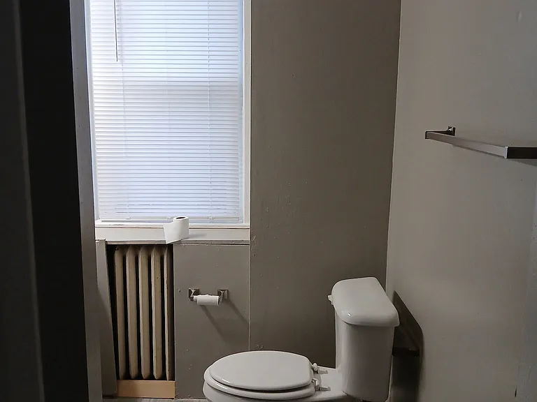 7000 Belair Rd #2 — Photo 9