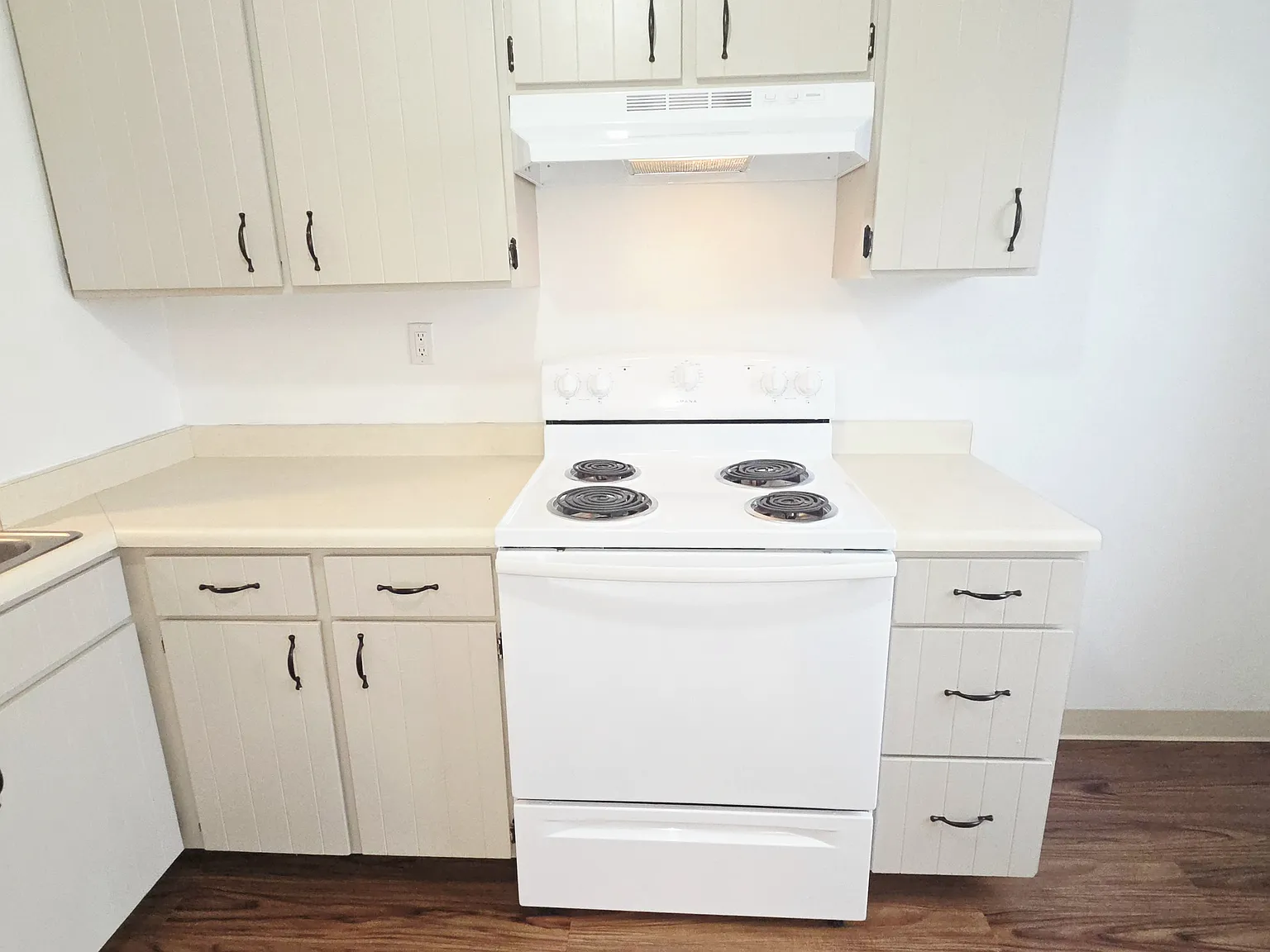 2 bed, 1.5 bath, 1460 sqft, $1,275 — Photo 4