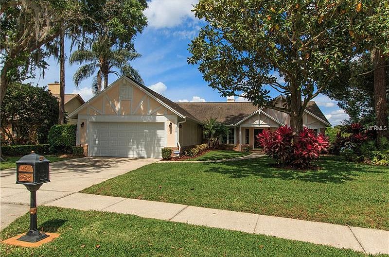 1st image of 387 Brushwood Ln