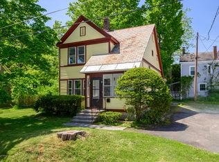 23 Thomas St, Williamstown, MA 01267