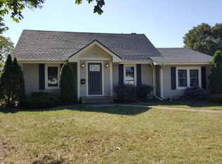 335 W Sunset Ave, Lombard, IL 60148