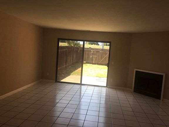 5th image of 2202 Piccardo Cir