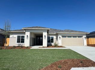 11112 Irontooth Ave, Bakersfield, CA 93311