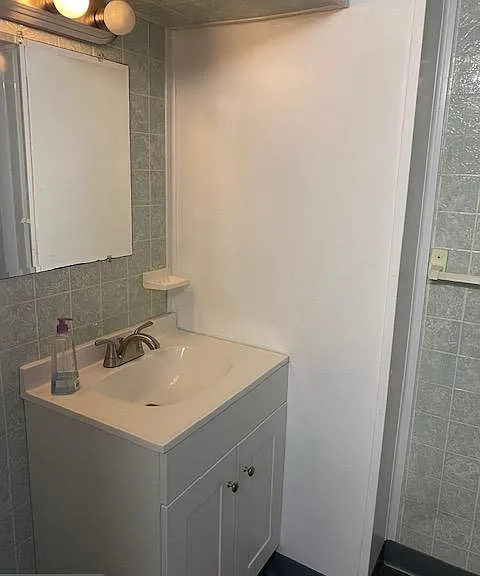 2204 Gaylord Dr — Photo 29
