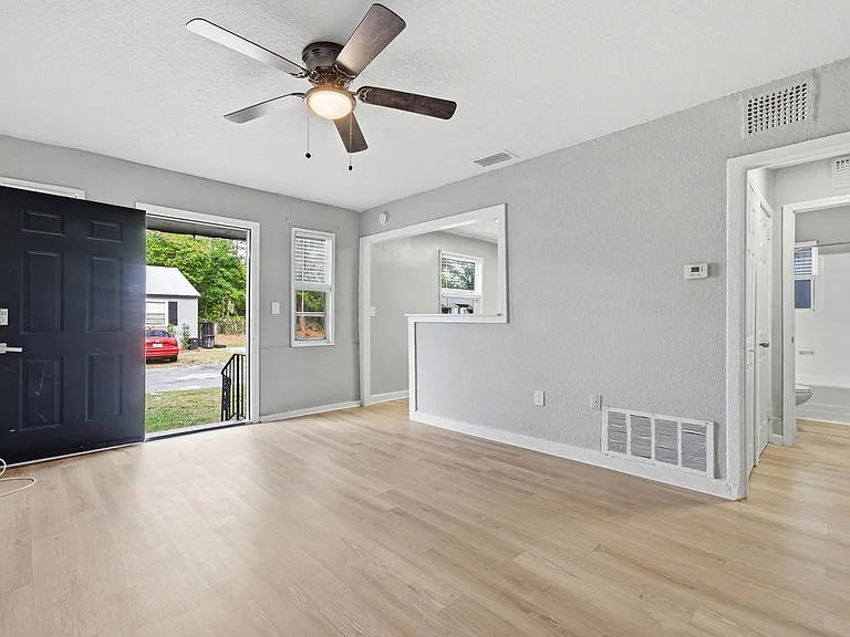 5931 Wilmar Rd — Photo 6
