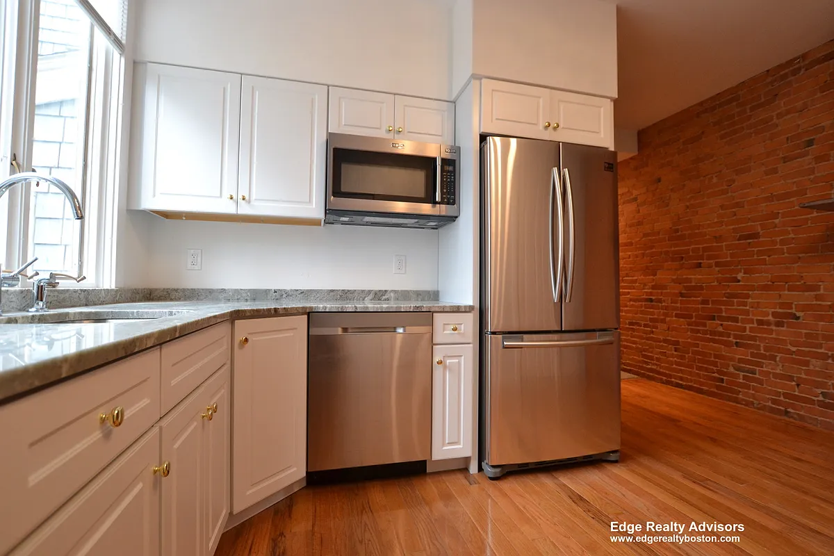 Building Photo - 43 Aldie St #1