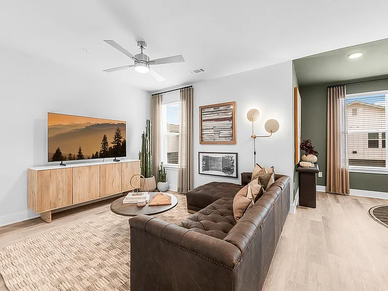 Alta Westinghouse Townhomes — Photo 12