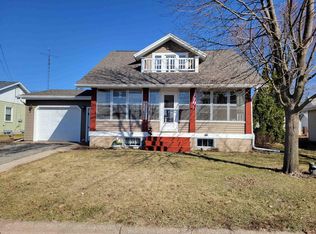 935 W Cherry St, Lancaster, WI 53813
