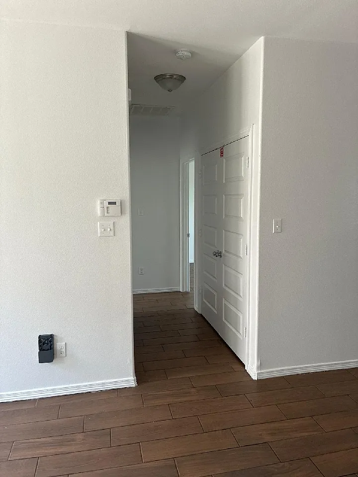 2 bed, 950 sqft, $975 — Photo 4