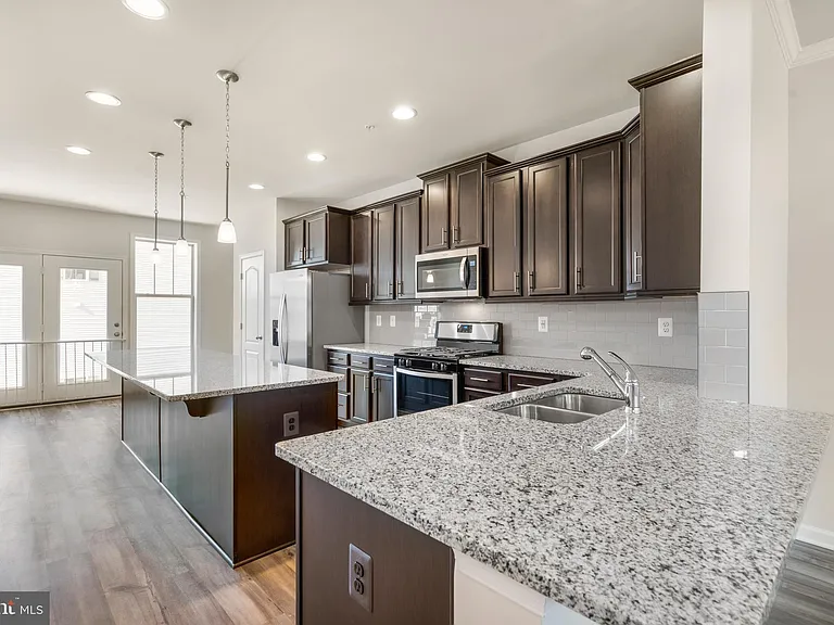 5892 Bella Marie Way — Photo 6