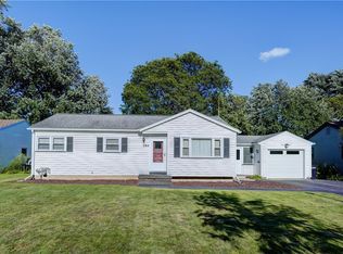 294 Biscayne Dr, Rochester, NY 14612