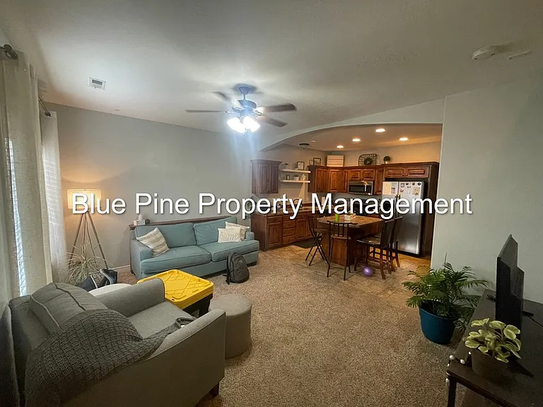 565 Pioneer Rd #106 — Photo 2
