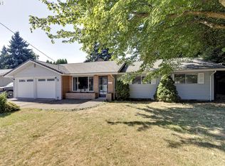 1300 James St, Woodburn, OR 97071