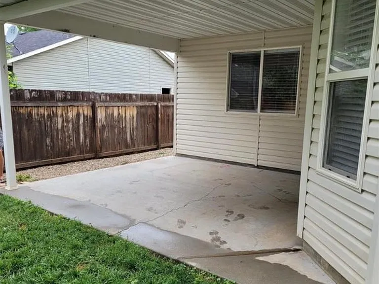 6427 E Dannsmore Dr — Photo 11