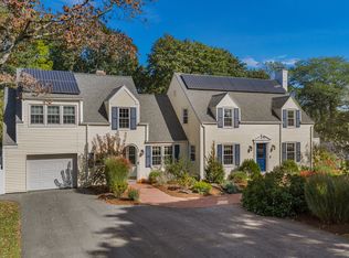 18 Cottage Pl, Old Saybrook, CT 06475