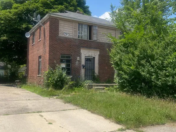 8881 Rutherford St, Detroit, MI 48228