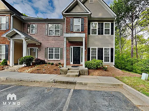 942 Tree Creek Pkwy Photo 1