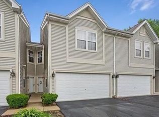 677 Morris Ct #677, McHenry, IL 60051