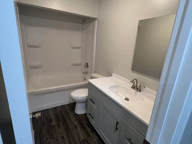 7533 Hayes Cir — Photo 24