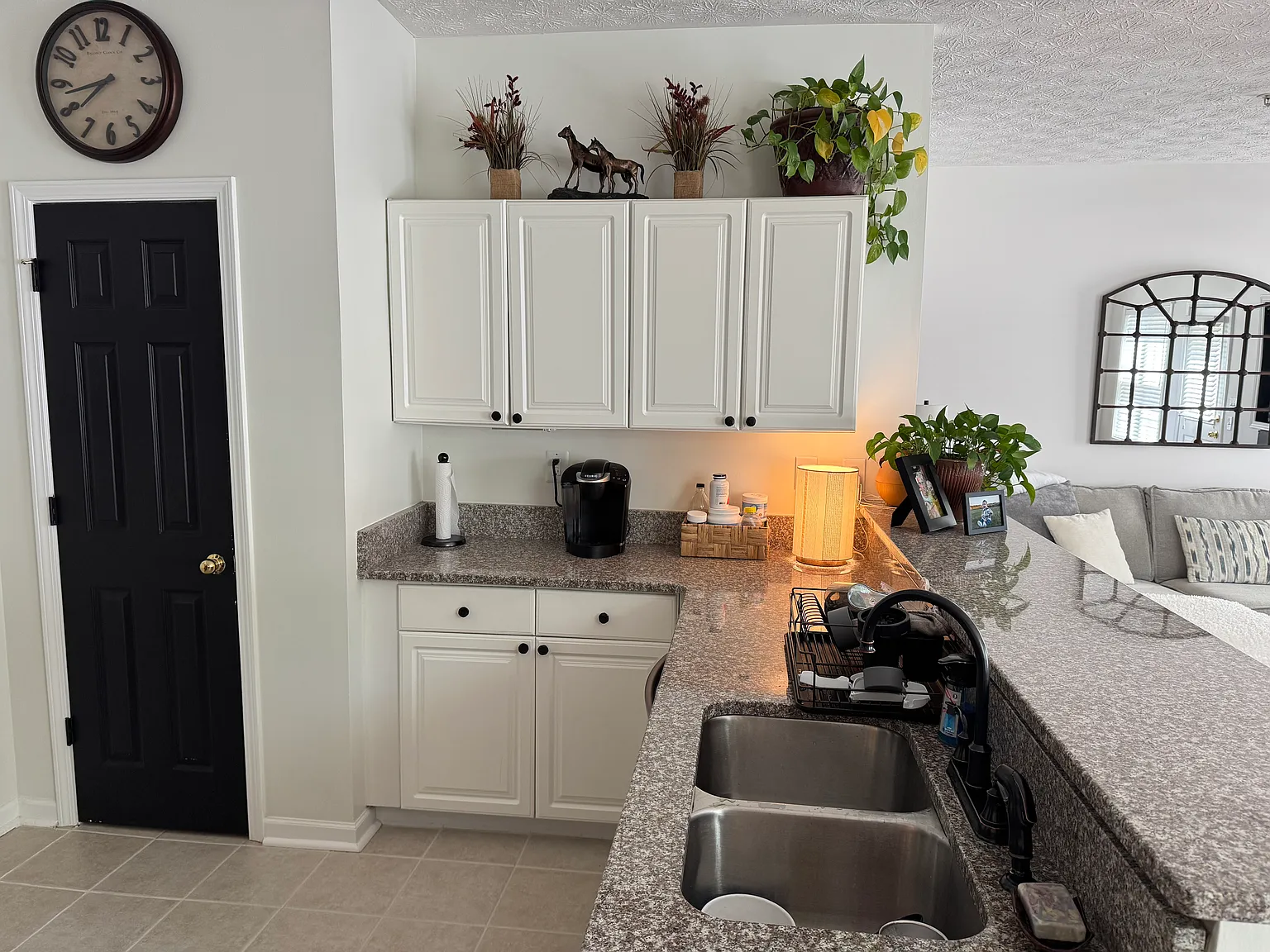 3 bed, 2.5 bath, 1541 sqft, $2,350 — Photo 4