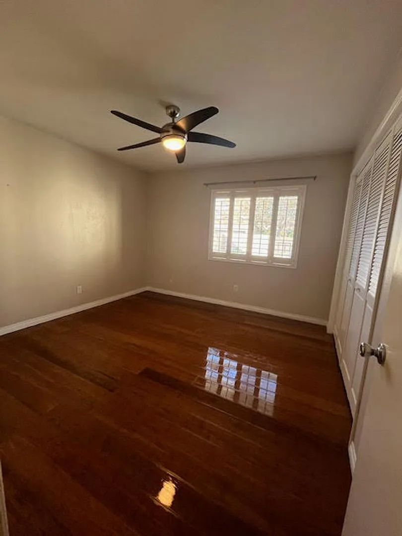 Building Photo - 2095 Golden Circle Dr