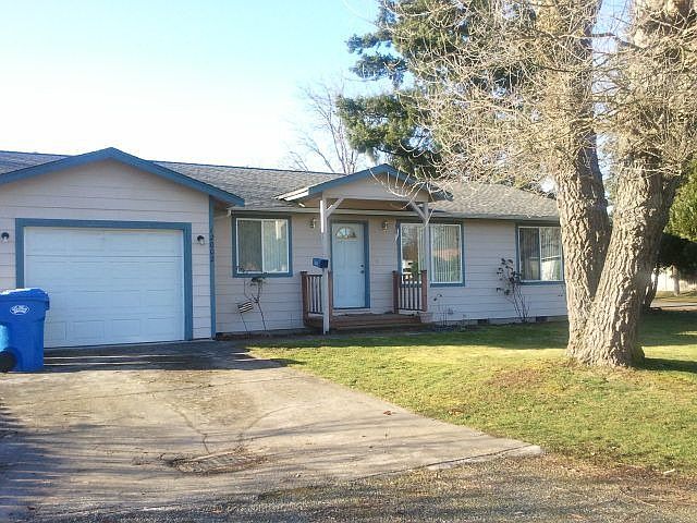 1st image of 12002 Alaska St S