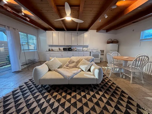 4320 Niagara Ave #B, San Diego, CA 92107