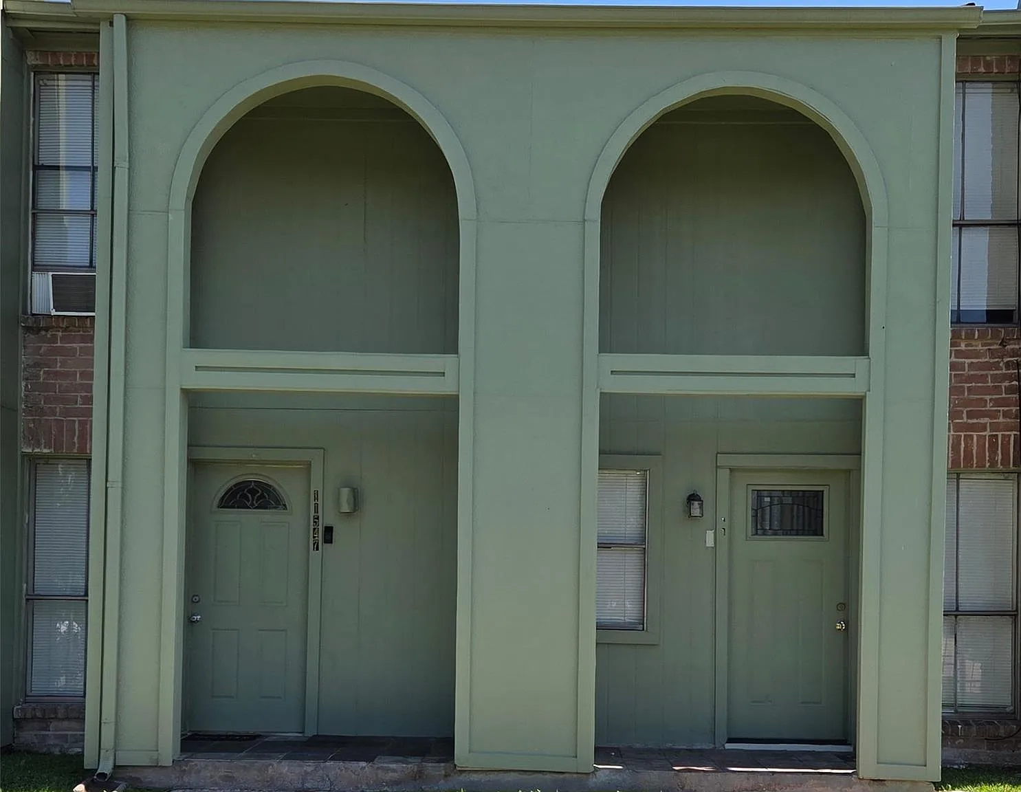 3 bed, 2.5 bath, 1528 sqft, $1,500 — Photo 1