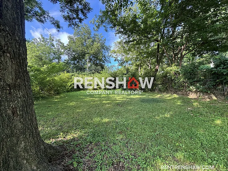 1379 Rolling Hills Dr — Photo 15