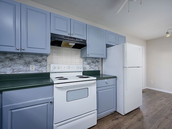 2nd image of 4909 Windproof Way