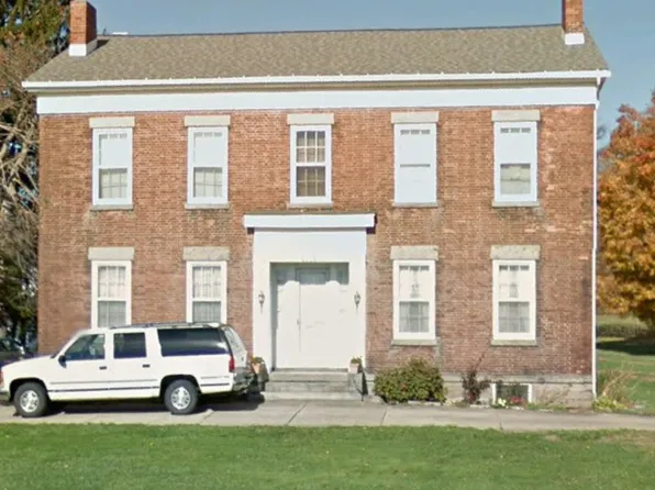 8904 Ridge Rd, Girard, PA 16417