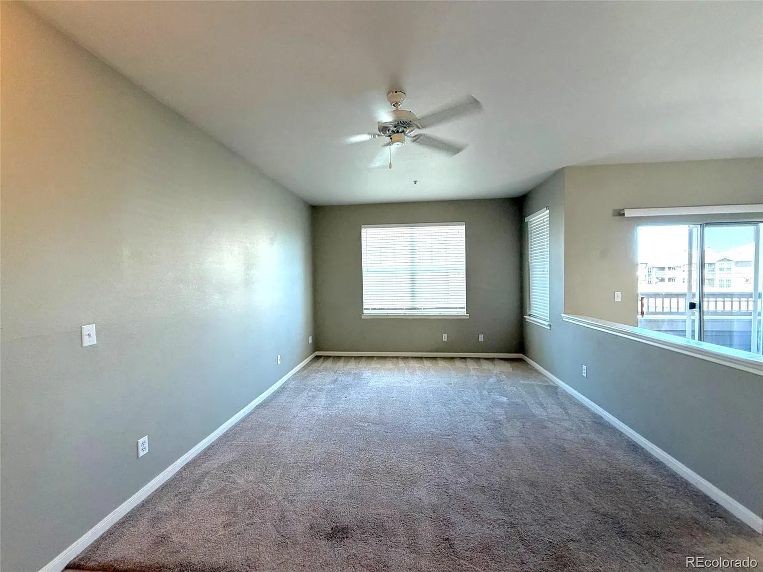 2 bed, 2.0 bath, 1038 sqft, $1,750 — Photo 2