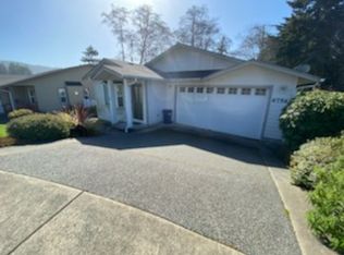 355-6756 Jasmine Ct #1, Brookings, OR 97415