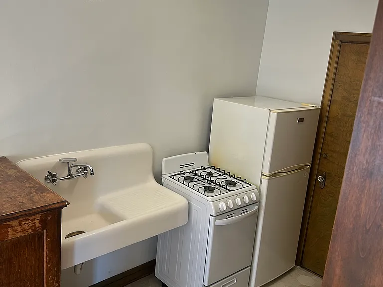 3519 Emerson Ave S #103 — Photo 7