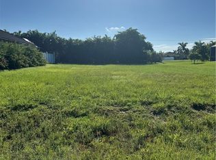 4001 SW 25th Pl, Cape Coral, FL 33914