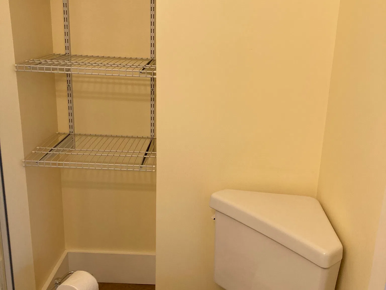 Studio, 375 sqft, $1,375 — Photo 3