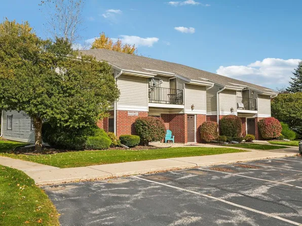 N110W17098 Ashbury LANE #5, Germantown, WI 53022