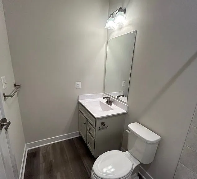 168 Bethlehem Pl — Photo 2