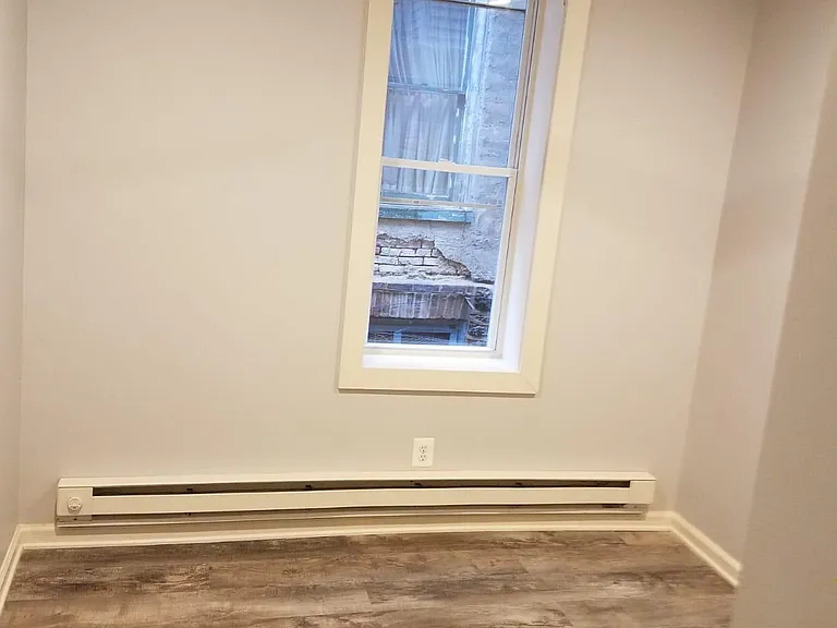 4914 Knox St #2 — Photo 7
